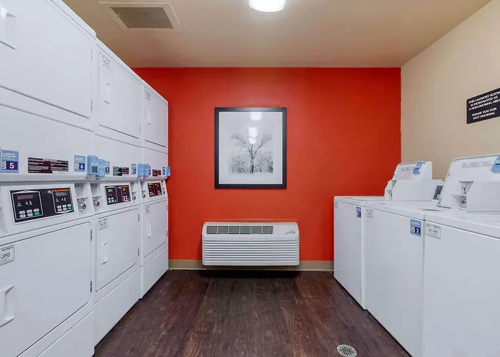 Extended America - - Airport Hotel
