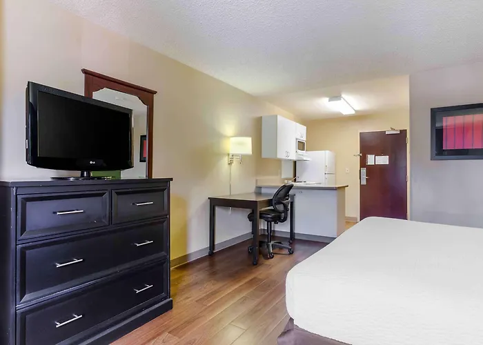 Extended America - - Airport Hotel