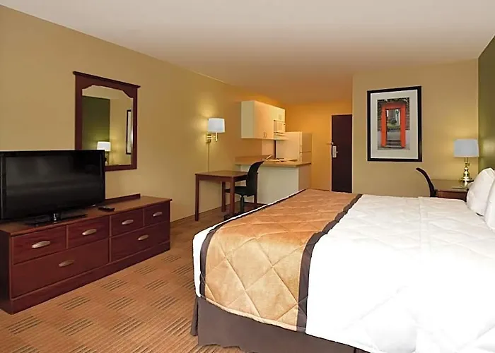 Extended America - - Airport Hotel 2*