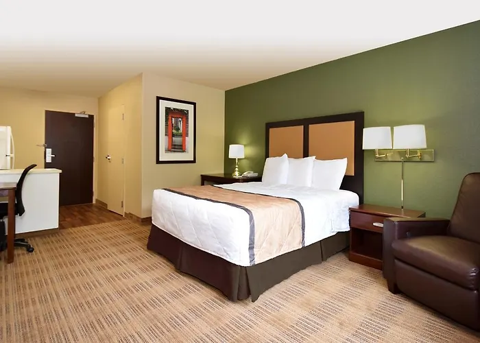 Extended America - - Airport Hotel 2*